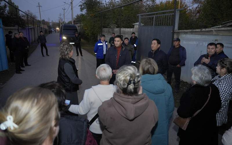 В Шымкенте крупнейший жилой массив подключили к газу В Шымкенте крупнейший жилой массив подключили к газу