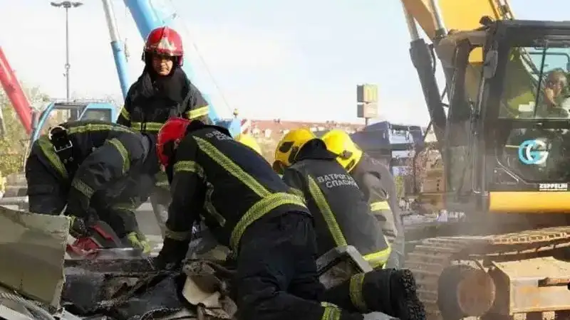 Сербияда аза тұту