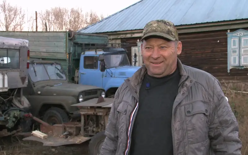 Местный «Кулибин» собирает технику из металлолома в ВКО