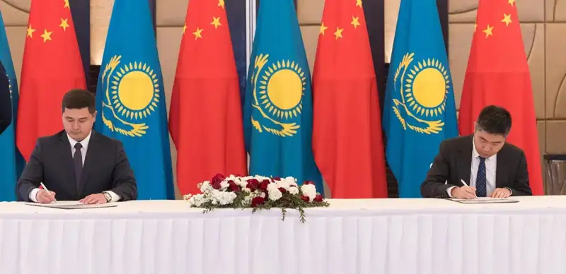 Kazakh, Chinese companies ink $2.5bln worth commercial agreements
