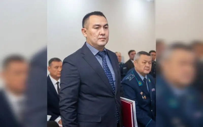 Жандос Сүйінбай