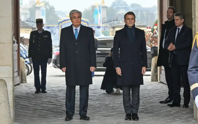 Президент Франция