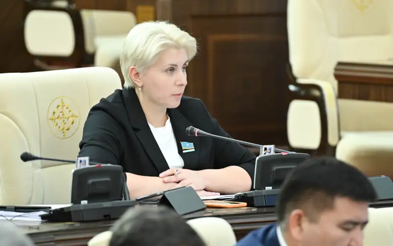 Юлия Кучинская