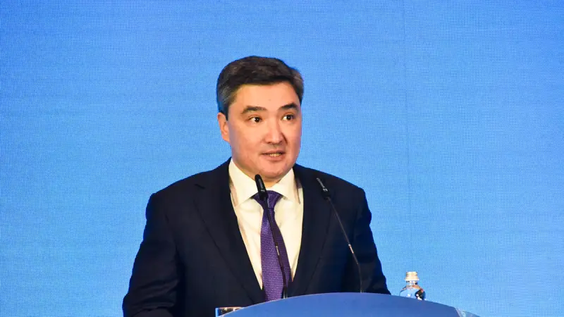 Олжас Бектенов Премьер- министр