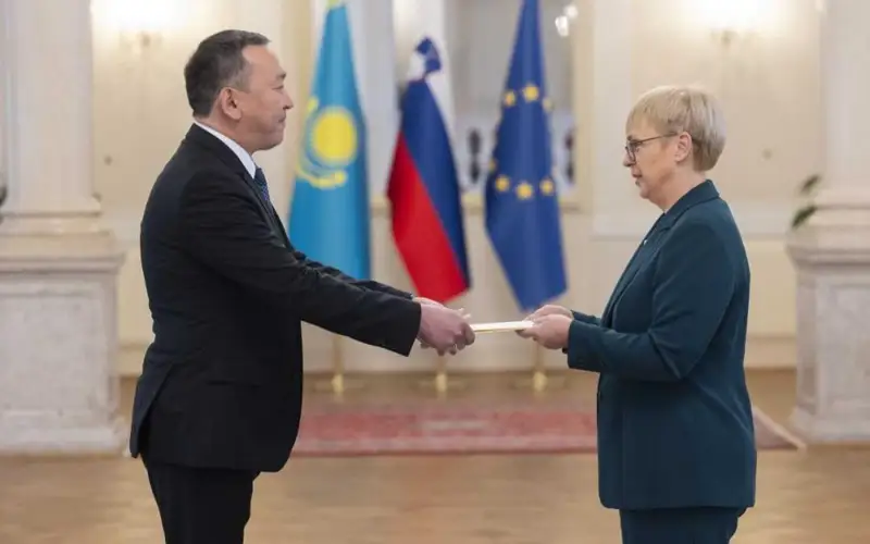 Kazakh Ambassador presents credentials to President of Slovenia