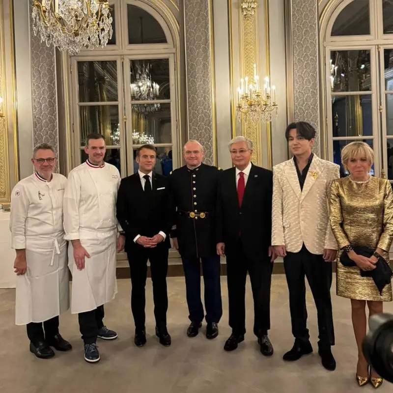 French President hosts reception at Élysée Palace in honor of Kazakh President Kassym-Jomart Tokayev 