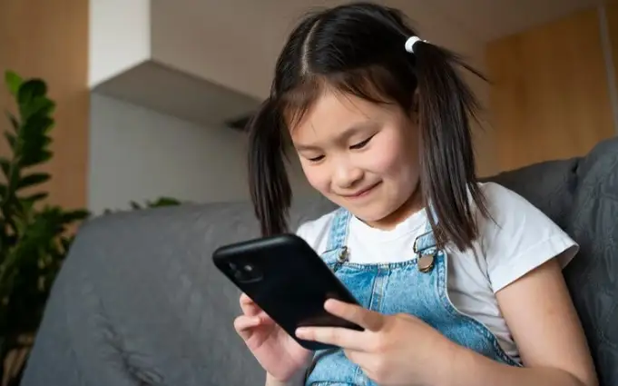 дети, ребенок, телефон, соцсети