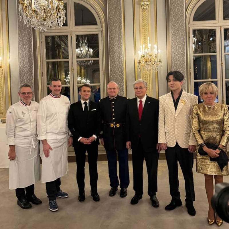 Dimash Qudaibergen performs at Élysée Palace