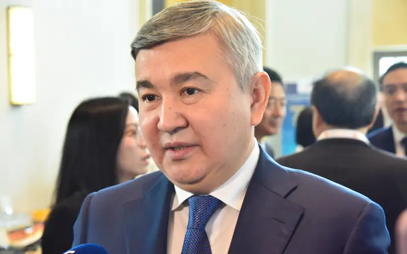  Нурлан Байбазаров 