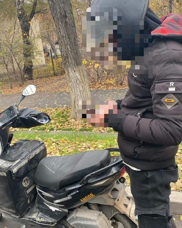 moped júrgizýshisi