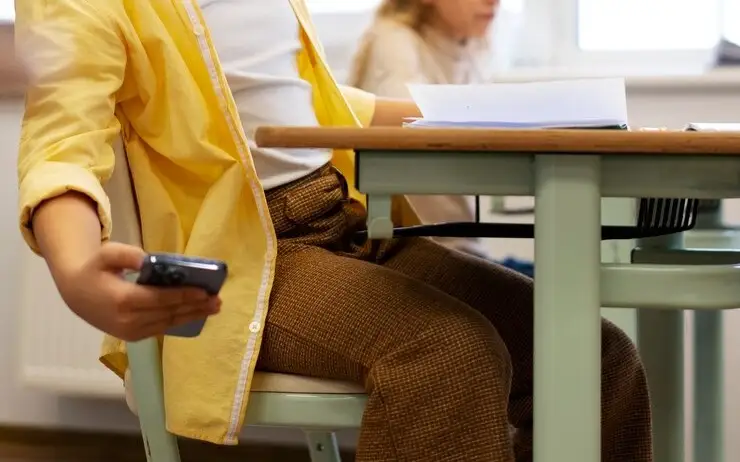 мобильные телефоны в школе