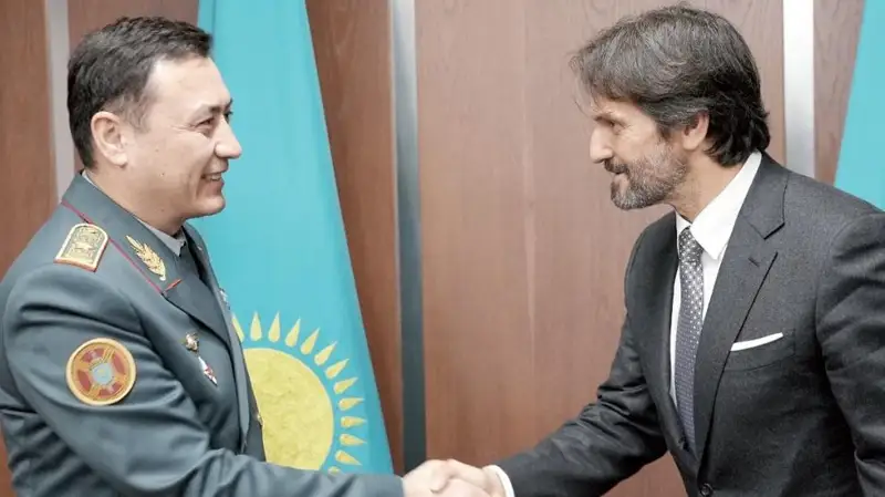 Словакия премьер-министрі Роберт Калиняк