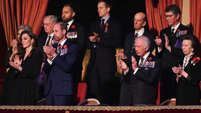 Принцесса Уэльская впервые появилась на публике после завершения химиотерапии 