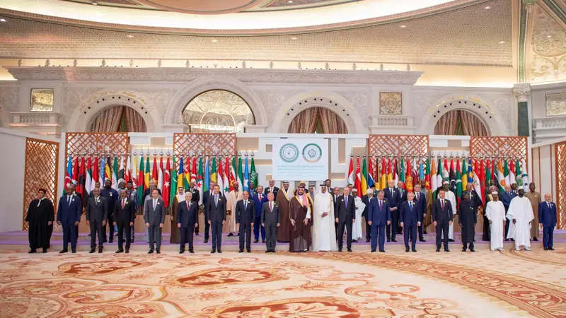 Arab memleketteri lıgasy jáne IYU kezekten tys sammıti