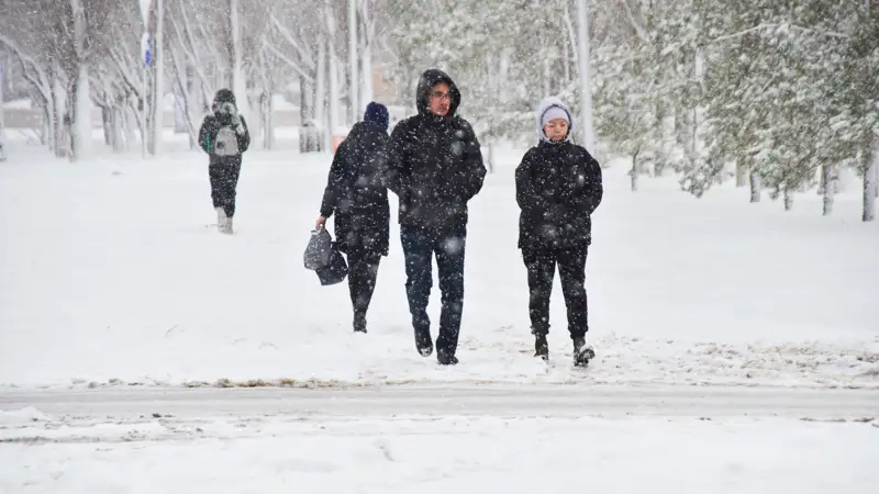 непогода снег люди ауа райы қар адамдар