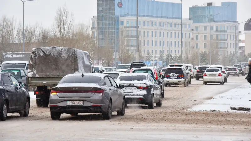 непогода снег дороги автомобили ауа райы қар жолдар көліктер Астана