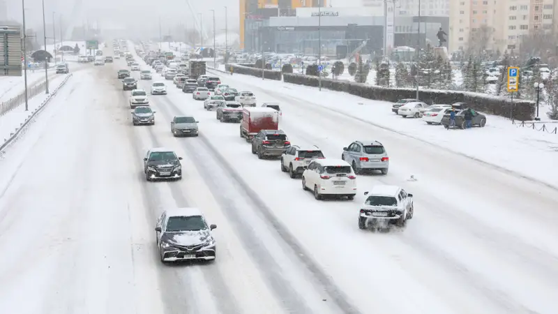 Непогода снег дороги автомобили ауа райы қар жолдар көліктер