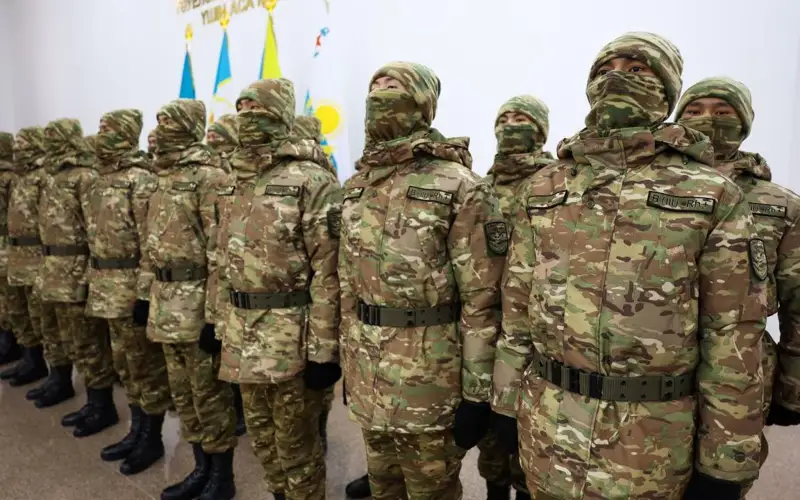 Военнослужащие перешли на единую полевую форму одежды