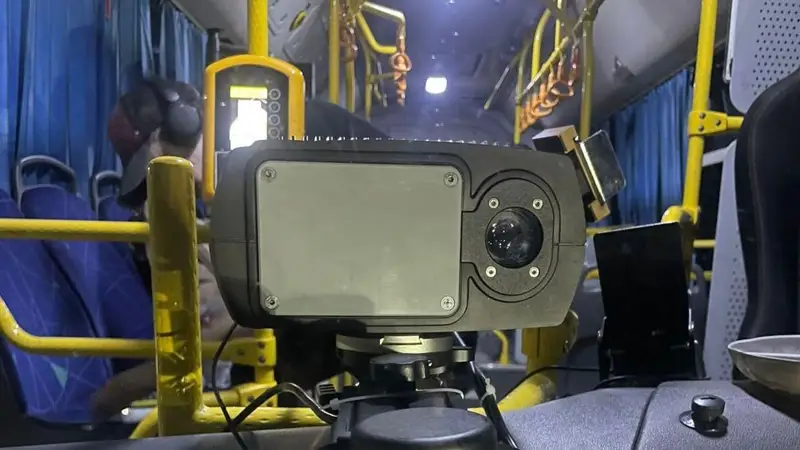 avtobýs