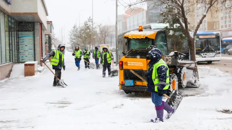 Уборка снега қар тазалау