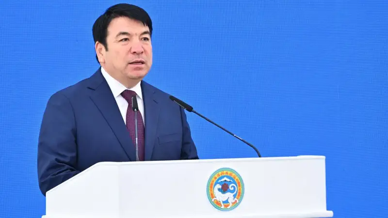 Balalarymyzdyń armany bıik bolsa, bolashaqta elimizdiń de eńsesi bıik bolary haq  – mınıstr 