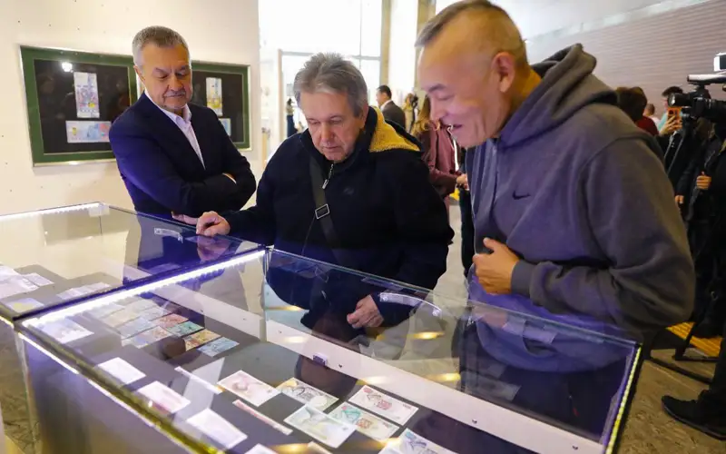 выставка тенге