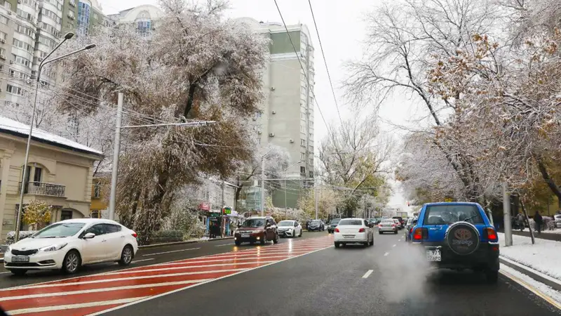 Алматы дороги автомобили снег жолдар көліктер қар
