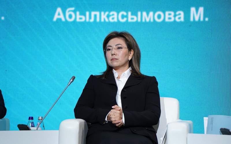  Мәдина Әбілқасымова 