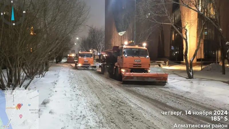 Борьба со снегом: в Астане более 2,5 тыс. рабочих очищают улицы