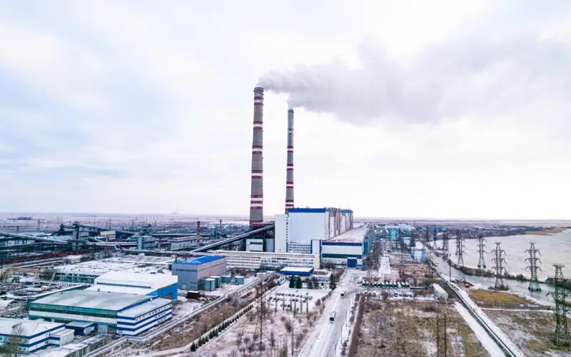 Pavlodarda ábden eskirgen jylý-energııa ortalyǵy jańǵyrtýdan ótedi