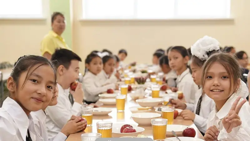 В казахстанских организациях образования внедрен ежедневный мониторинг качества питания 