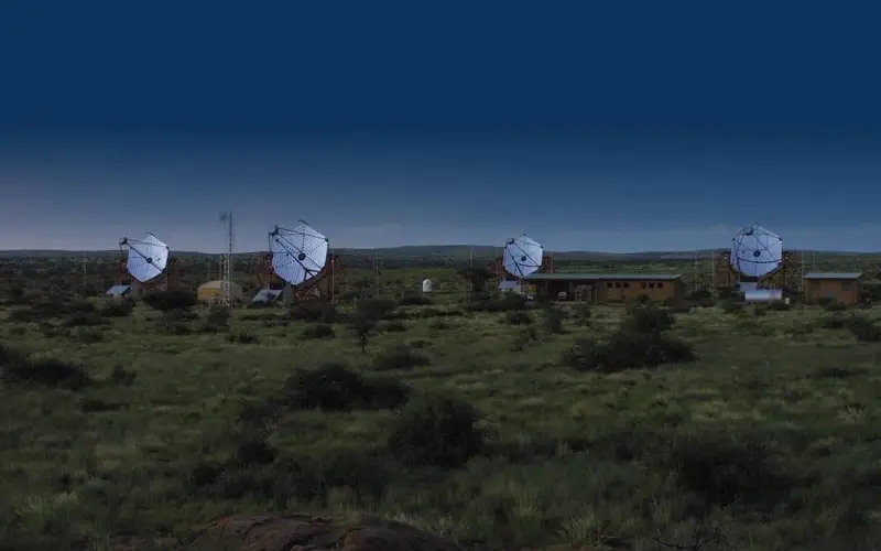 Детектор космических лучей HESS 