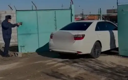 кортеж попал на штрафстоянку