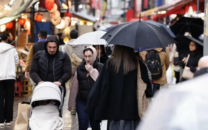 Japan sees foreign visitors top 30 mil. in Jan.-Oct. at fastest pace
