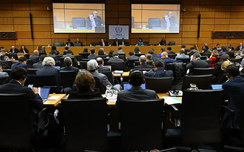 Иран активирует современные центрифуги в ответ на «антииранскую» резолюции в МАГАТЭ