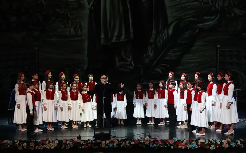 «Толық адам. Ой толғау. Хәкім Абай» монооперасы