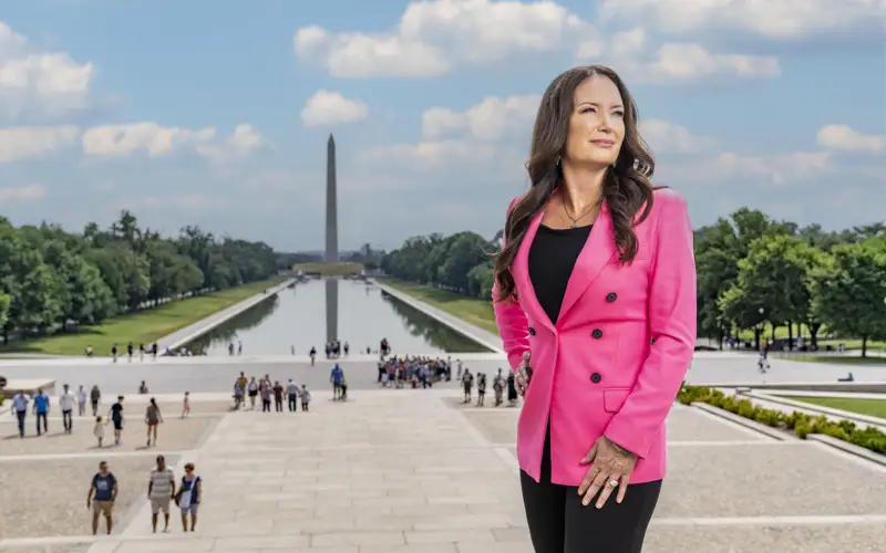 Брук Роллинс 