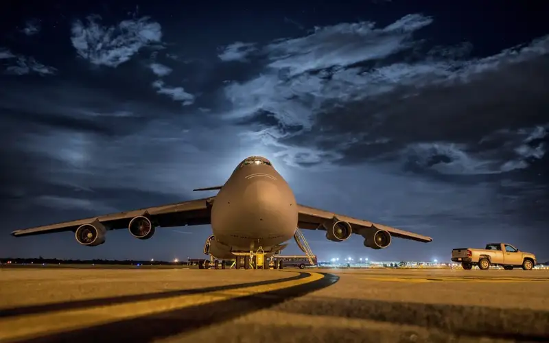 Ұшақ өртенді