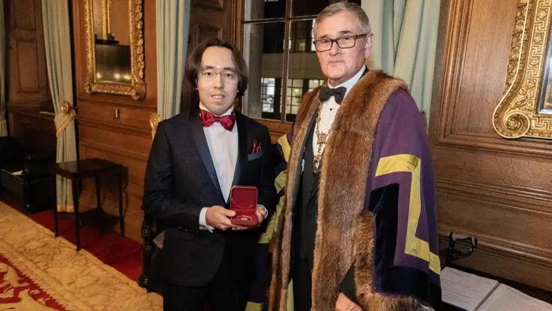 Рахат-Би Әбдісағин