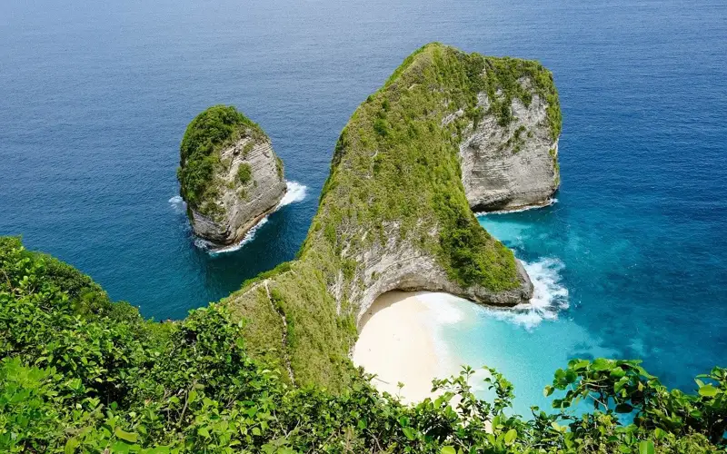 Названы 15 направлений, куда туристам советуют не ехать в 2025 году