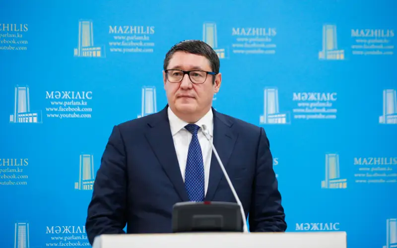 Алмасадам Сәтқалиев