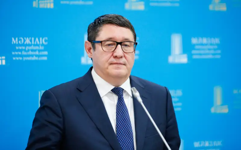 Алмасадам Сәтқалиев