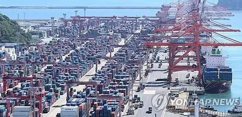 South Korea becomes more trade-dependent in 2022: BOK