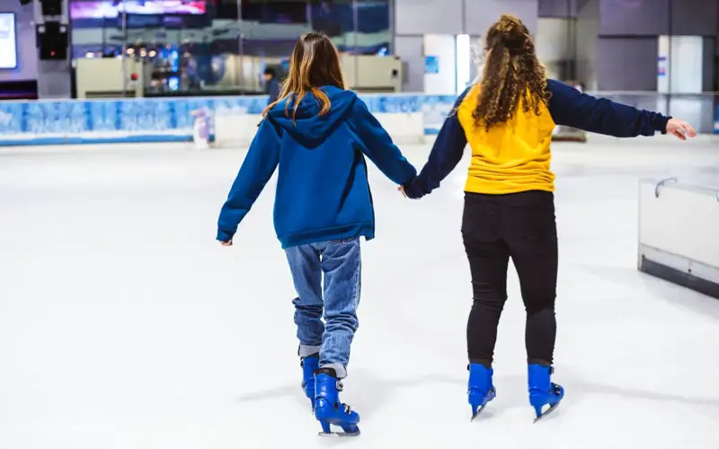 12 бесплатных ледовых катков откроют в Алматы