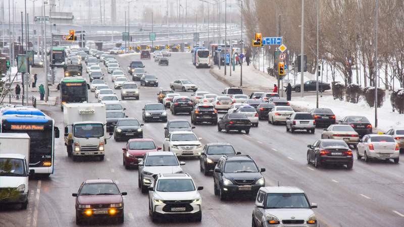 дорога пробки автомобили зима жол кептеліс көліктер қыс Астана дорога пробки автомобили зима жол кептеліс көліктер қыс