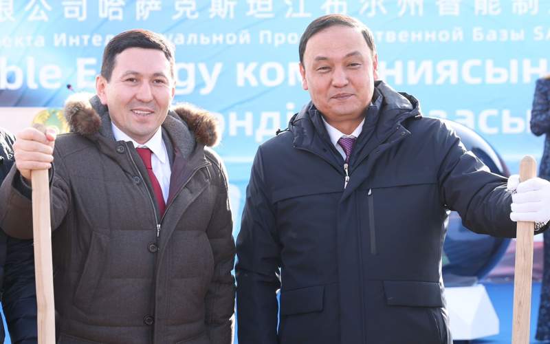 Нурлан Жакупов и Ербол Карашукеев Нурлан Жакупов и Ербол Карашукеев