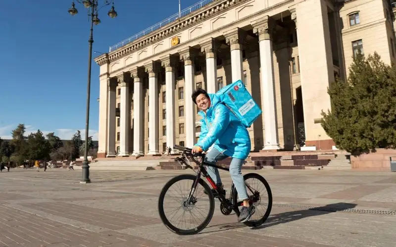 Yandex Qazaqstan запустил новый сервис быстрой доставки продуктов и готовой еды Лавка