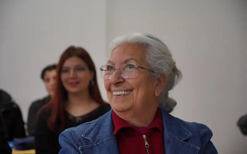 69-летняя турчанка приехала в Туркестан для изучения казахского языка