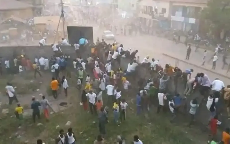 жаппай төбелес