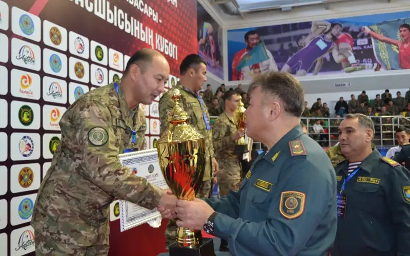 Sporttyq jáne jaýyngerlik sambodan Ulttyq ulan Bas qolbasshysynyń týrnıri ótti